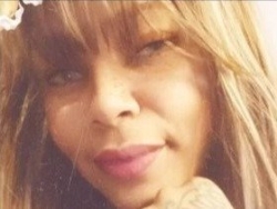 Check GoddessVaVaVoom´s Real-Time Streaming Adult Shows