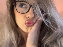 Watch MaddieBryggs´s Livestream and Chat