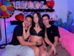 Watch Highcouple11´s Live Show on BongaCams