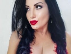 Watch Ely1994´s Live Show on BongaCams