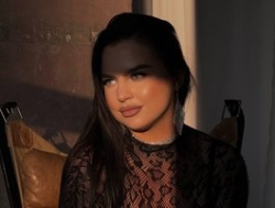 Watch JasmineBb´s Live Show on BongaCams