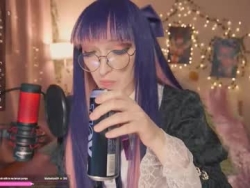 Watch koshkasenpai´s Live Webcam Chat Room