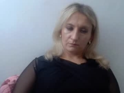 Watch violettamature´s Live Show on Chaturbate