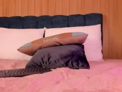 Watch missprada´s Live Show on Chaturbate