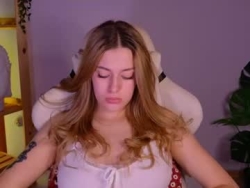 Watch ameliaroseline´s Live Show on Chaturbate