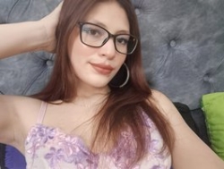 Watch Lorena-bregoli´s Live Show on BongaCams