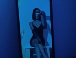 Watch WeQueen-´s Live Show on BongaCams