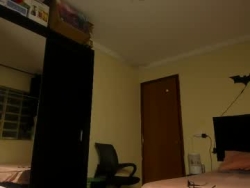 Watch sexyflightz´s Live Show on Chaturbate