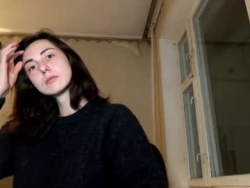 Watch aevra´s Live Webcam Chat Room