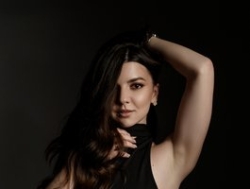 Watch -Saharochek-´s Livestream and Chat