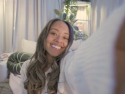 Watch DoseOfIvy´s Live Show on ItsLive