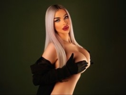 Watch ChrystalCade´s Live Show on BongaCams