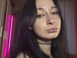 Watch Juicy-Vikki´s Live Show on BongaCams