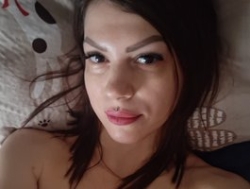 Watch Kuklanasha´s Live Show on BongaCams