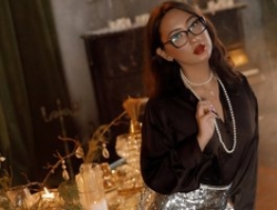 Watch EvaSarazardje´s Live Show on BongaCams