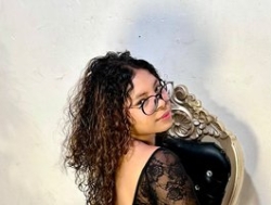 Watch sweetemily-x´s Live Show on BongaCams