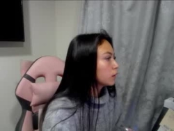 Watch holly_rose69´s Live Show on Chaturbate