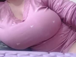 Watch matureboobsbig´s Live Show on Chaturbate