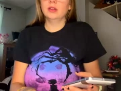 Watch oohlarae22´s Live Show on Chaturbate