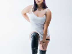 Watch horny-cougar´s Live Show on BongaCams