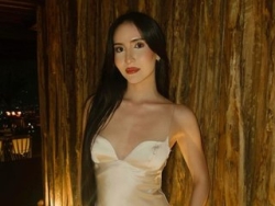 Watch Catalina_222´s Live Show on ItsLive