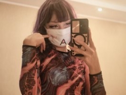 Watch LunaNyan´s Livestream and Chat