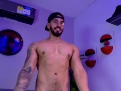 Watch tony_muscle1´s Live Show on Chaturbate