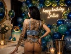 Watch HottyNicole´s XXX Show and Chat!