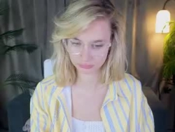 Watch noramoreau´s Live Show on Chaturbate