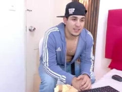 Watch massimo_11´s Live Show on Chaturbate