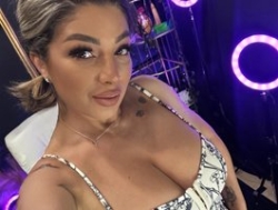 Watch DeeaDiamond1´s Live Show on BongaCams