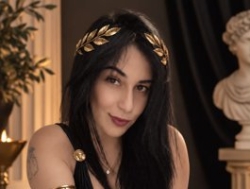 Watch nadiaSamiri´s Live Show on BongaCams