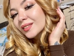 Watch RosariaFrankland´s Live Show on BongaCams