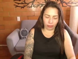 Watch melanny_69´s Live Show on Chaturbate