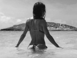 Watch taylor-swiftt´s Live Show on BongaCams