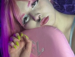 Watch EvaforHIM´s Live Show on BongaCams