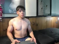 Watch romankanne1´s Live Show on Chaturbate