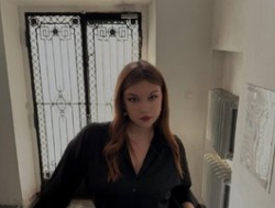 Watch ErminiaCousar´s Live Show on BongaCams