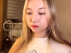 Watch lenorehandelsman´s Live Show on Chaturbate