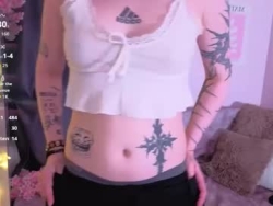 Watch clarettaerps´s Live Show on Chaturbate