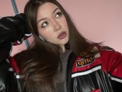 Watch Merida´s XXX Show and Chat!