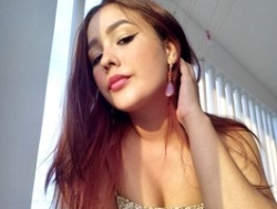 Watch abyy-hernandezz´s Live Show on BongaCams