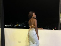 Watch Girlstrong´s Live Show on BongaCams