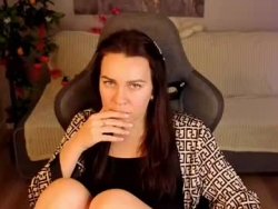 Watch rina_wild´s Live Show on Chaturbate