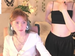 Watch elira_vane´s Live Show on Chaturbate