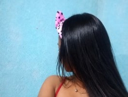 Watch Louane01´s Live Show on BongaCams