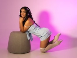 Watch SunnyGilmore´s Live Show on BongaCams