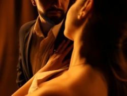 Watch GloryHoleW´s Livestream and Chat