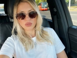 Watch arisha-goddess´s Live Show on BongaCams