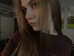 Watch CrystalDiva´s Live Show on BongaCams